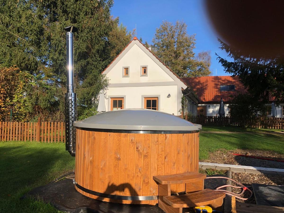 Apartmany Kojakovice - Trebon Jilovice ภายนอก รูปภาพ