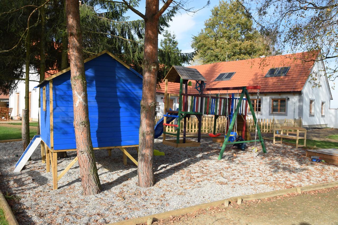 Apartmany Kojakovice - Trebon Jilovice ภายนอก รูปภาพ